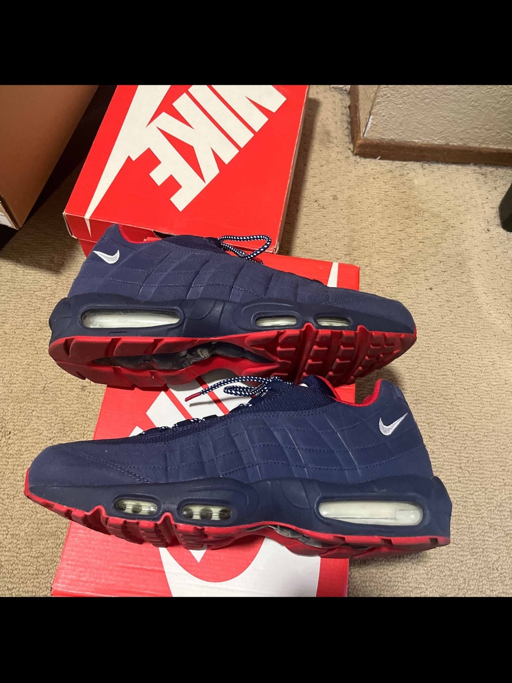 Nike Air Max 95 Premium Sneakers Mens Size US 13 Navy Blue Bright Red BV1255-400